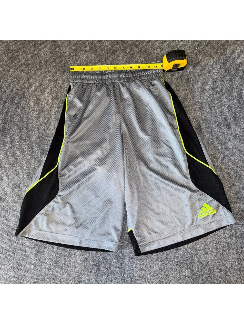 Adidas Basketball Lime Green Baggy Hoop Shorts Mens SM Vtg y2k 90s Rare
